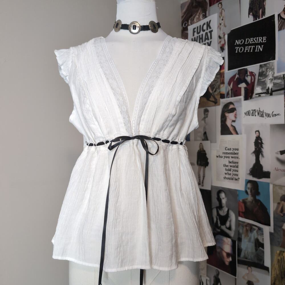 Crinkled V-Neck Babydoll Blouse with Ribbon Tie